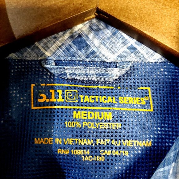 5.11 Tactical Series Men's Size M Blue White Plaid Button Front Mesh Lined Shirt - Picture 8 of 9